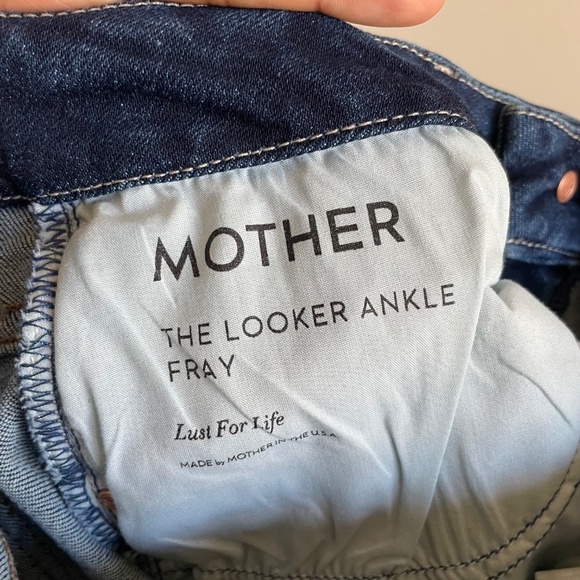 Mother Looker Fray In Hot Springs - Picture 12 of 14